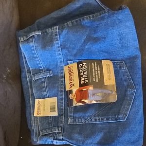 Wrangler relaxed stretch